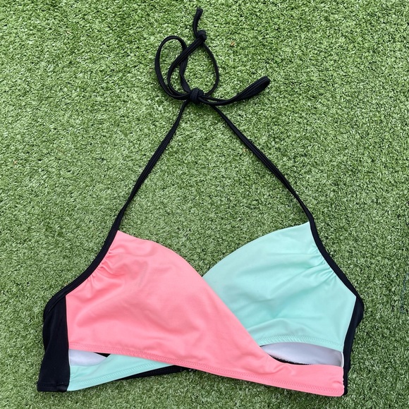 PINK Body Wrap Bikini Top Sz medium Victoria’s Secret Preowned beach Vegas swim - Picture 2 of 5